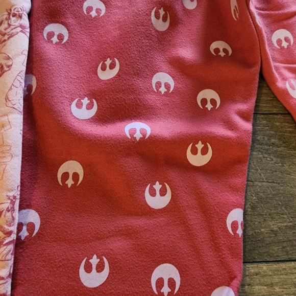 Amazon Essinatals Sweatpants Bundle - Picture 6 of 16